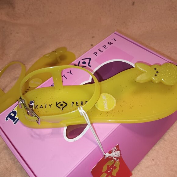 NEW Katy Perry The Peeps Bunny Geli Sandal in Peeps Yellow 7M/37 - Picture 11 of 15